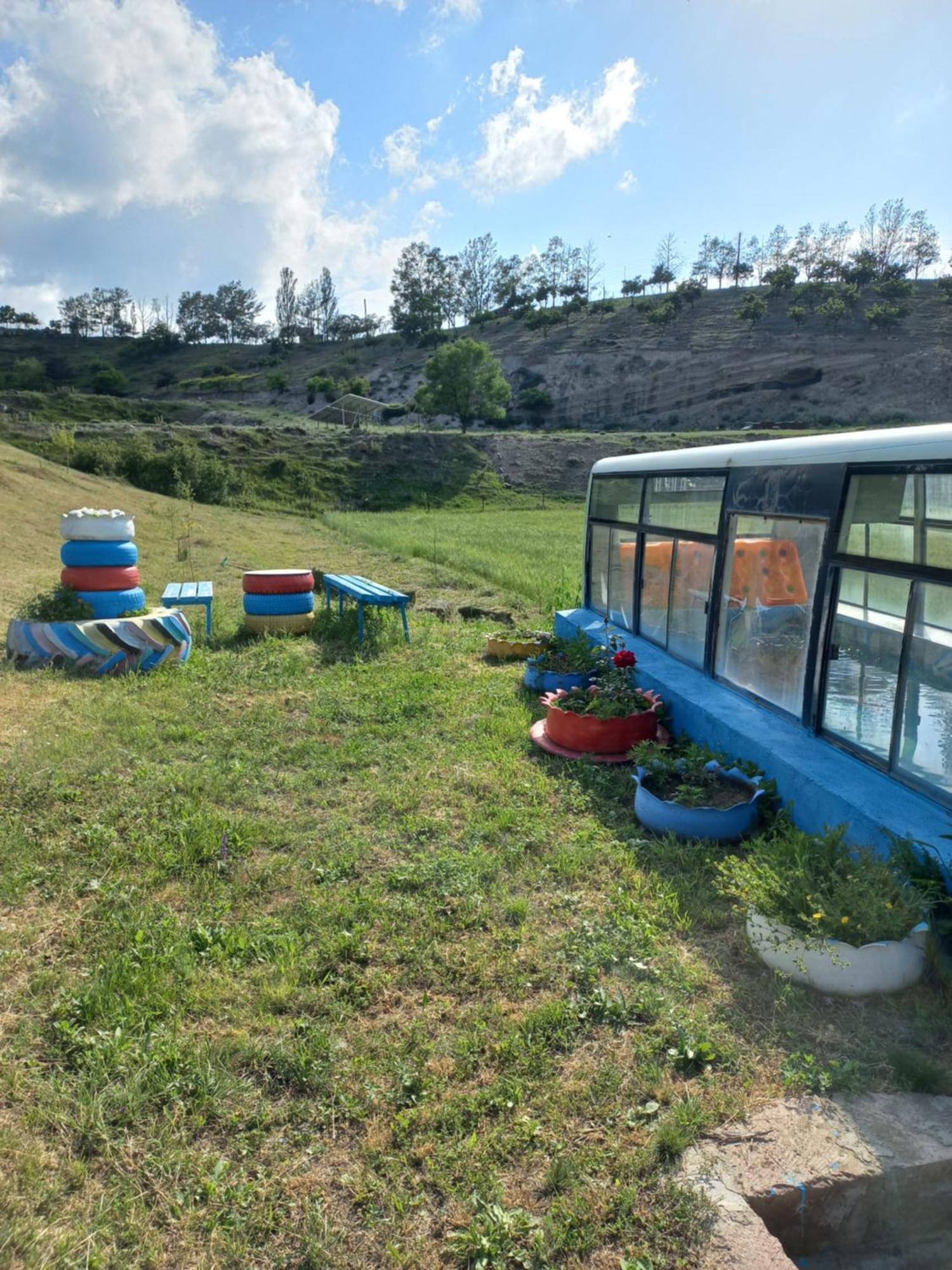 Hyuratun Gavarum Arevik Villa Artsvakar Rum bild